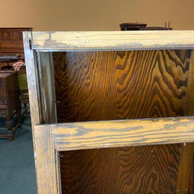 Lot 120 | Large Sliding Door Oak Cabinet