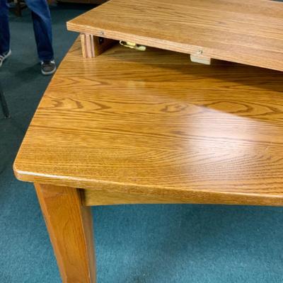 Lot 123 | Oak Table with Leaf