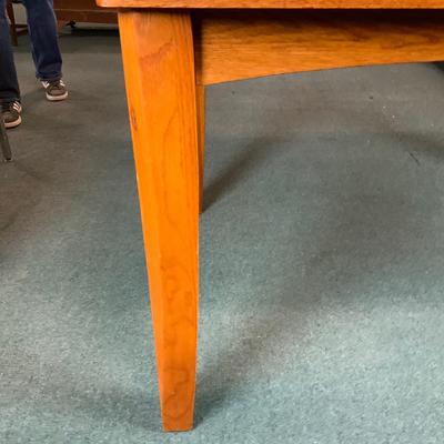 Lot 123 | Oak Table with Leaf