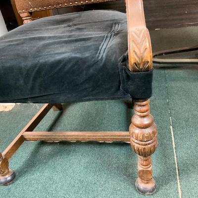 Lot 129 | Tudor Kingâ€™s Chair