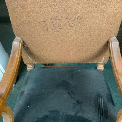 Lot 129 | Tudor Kingâ€™s Chair