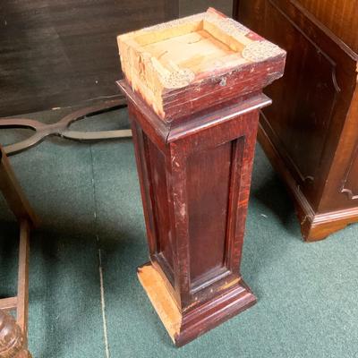 Lot 130 | Architectural Salvage | Square Newel Post