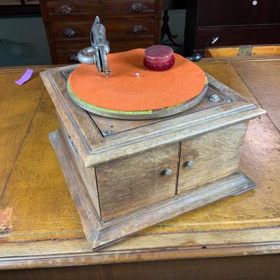 Lot 132 | Victrola with Storage