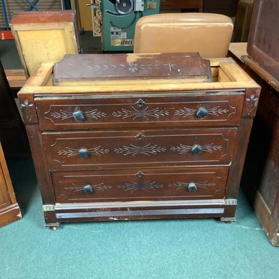 Lot 133 | Eastlake Chest of Drawers