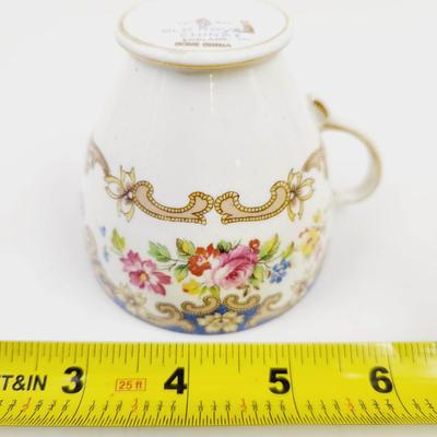 BEAUTIFUL ROYAL BONE CHINA TEA CUP