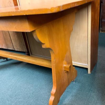 Lot 136 | Pine Table