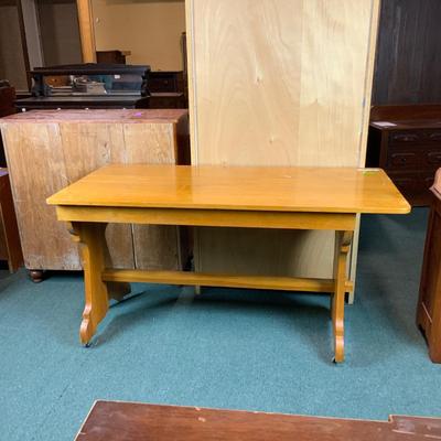 Lot 136 | Pine Table