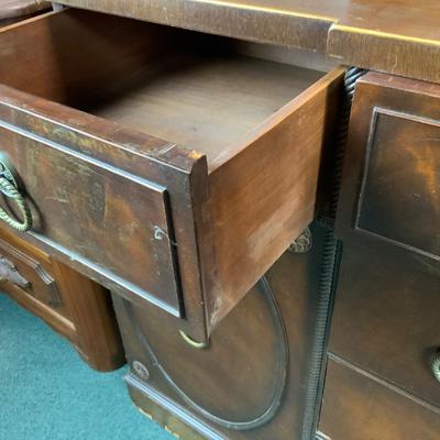 Lot 137 | Mahogany Buffet