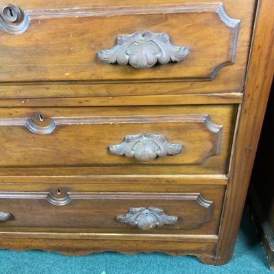 Lot 139 | Dresser with Carved Pulls