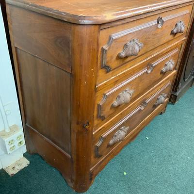 Lot 139 | Dresser with Carved Pulls