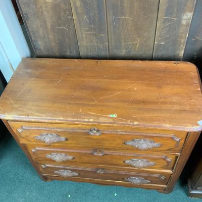 Lot 139 | Dresser with Carved Pulls