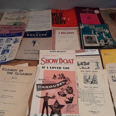 Sheet Music Frosty the Snowmanâ›„, Merry Widow Waltz, West side story and so many others!