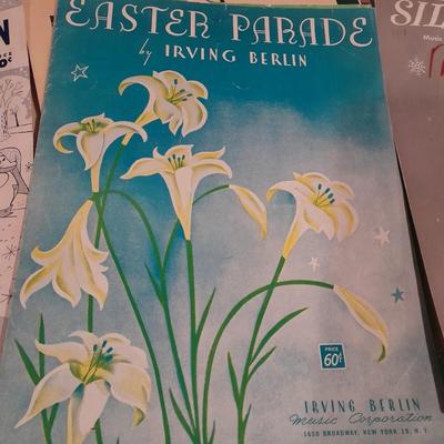 Sheet Music Frosty the Snowmanâ›„, Merry Widow Waltz, West side story and so many others!