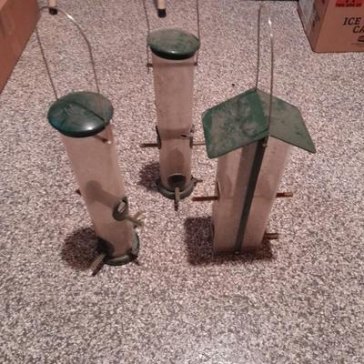 Three Wild Bird's Unlimited metal roofed thick plastic Bird feeders