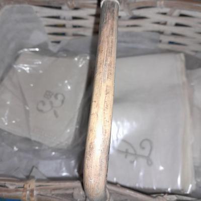 Table Linens, embroidered, napkins, and tablecloths.