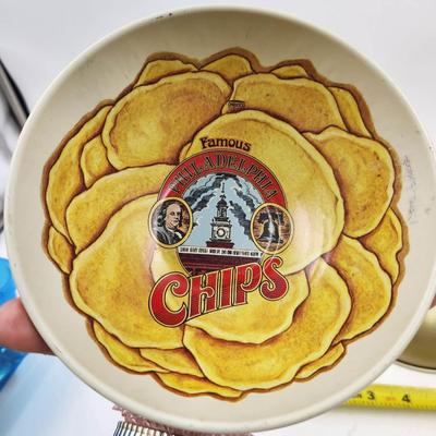 VINTAGE CHEINO METAL TIN CHIPS N NUTS BOWLS 6"