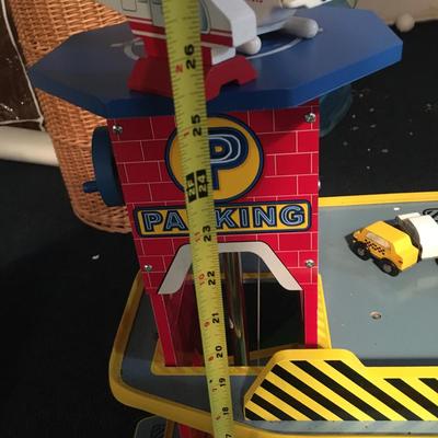 Multi story play garage