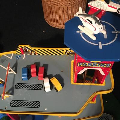 Multi story play garage