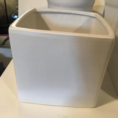 White set of 4 cannisters/ pots