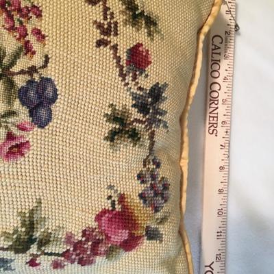 Vintage pair of embroidered pillows