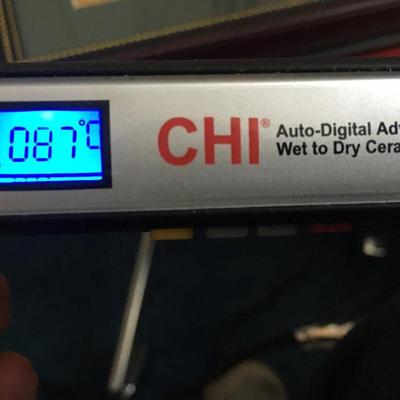 CHI digital hair straightener