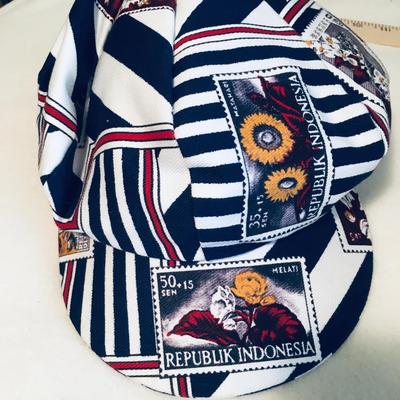 Saks Fifth Ave hat and scarf set