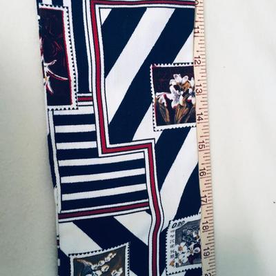 Saks Fifth Ave hat and scarf set