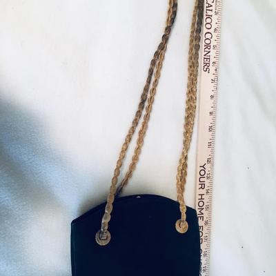 Vintage Rosenfeld shoulder bag with gold color chain strap.