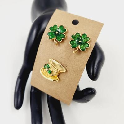 GOLD TONED 4 LEAF CLOVER EARRINGS & HAT PIN