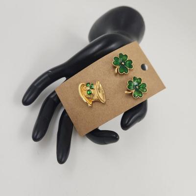 GOLD TONED 4 LEAF CLOVER EARRINGS & HAT PIN