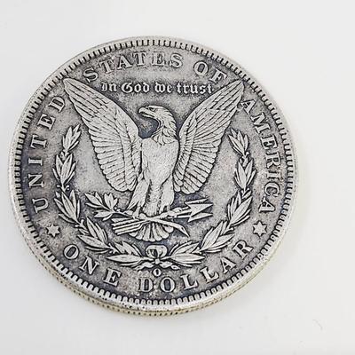 1900 SILVER MORGAN DOLLAR