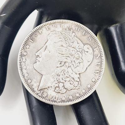 1900 SILVER MORGAN DOLLAR