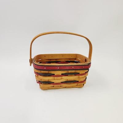 1997 LONGABERGER LITTLE MARKET BASKET