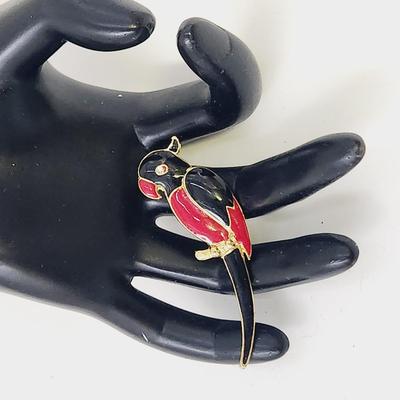 RED & BLACK GOLD TONED PARROT PIN