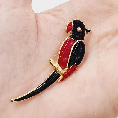 RED & BLACK GOLD TONED PARROT PIN
