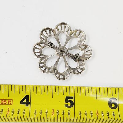 STUNNING VINTAGE SILVER TONED FLOWER PIN