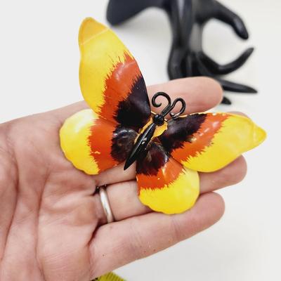 ABSOLUTELY FANTASTIC HAND PAINTED BUTTERFLY BROOCH