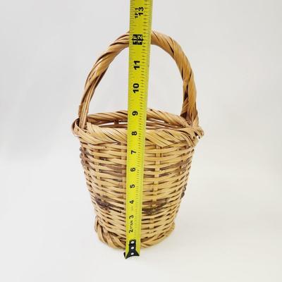 FANTASTIC WOVEN PLANTER BASKET