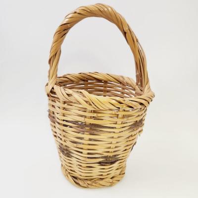 FANTASTIC WOVEN PLANTER BASKET