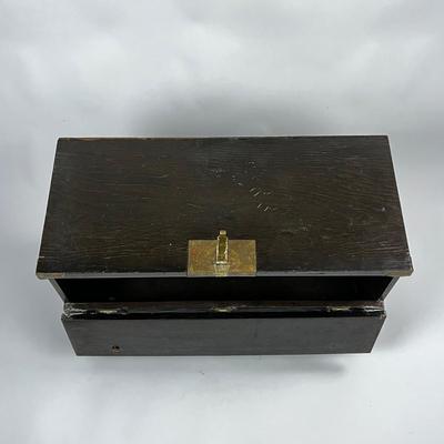 1360 Antique Brass Fitting Asian Chest