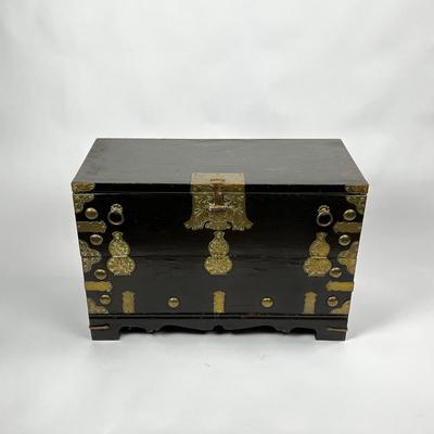 1360 Antique Brass Fitting Asian Chest