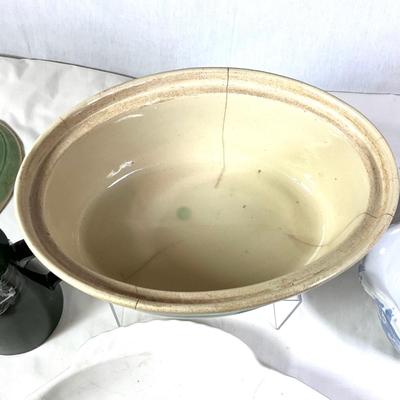 1390 Vintage Pottery Lot : Bennington, Lovatts Langley Ware, CA Pottery, Mehun France