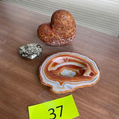 3 Rock carved items