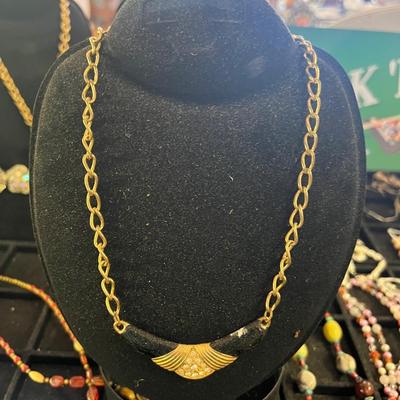 Gold tone Vintage Choker