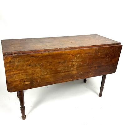 1397 Antique Mahogany Drop Leaf Table