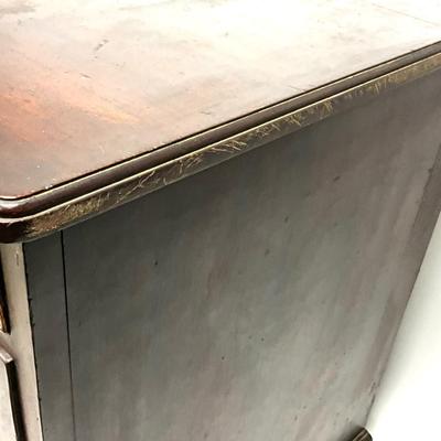 1398 Antique Mahogany Queen Anne Kneehole Desk