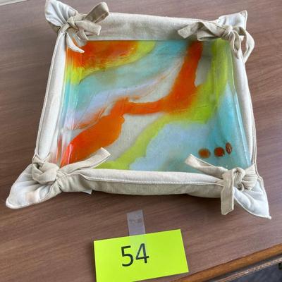 Glass tray in cloth