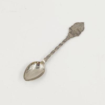TOPEKA KANSAS CAPITOL CITY SOUVENIR SPOON