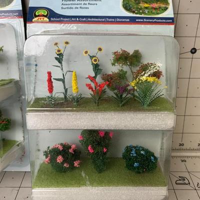 #11 Summer Vegetable Garden and Flower Assortment Craft Pieces