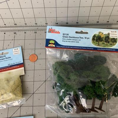 #15 Landscape Rocks, Ballast and Green Deciduous Tree- Crafting
